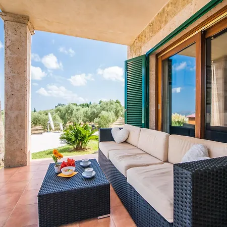 Mediterranean-style In Holiday home Alcudia (Mallorca)