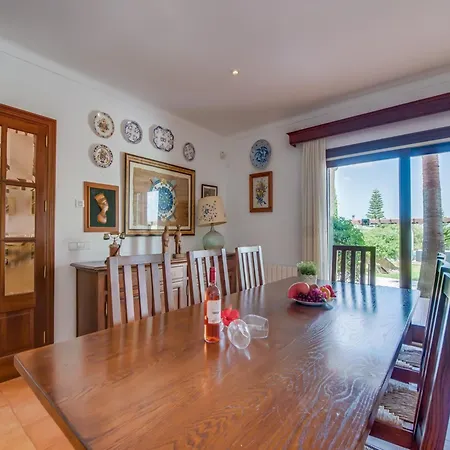 Mediterranean-style In Holiday home